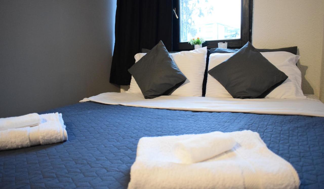 M - Square Private Rooms Skopje Ngoại thất bức ảnh
