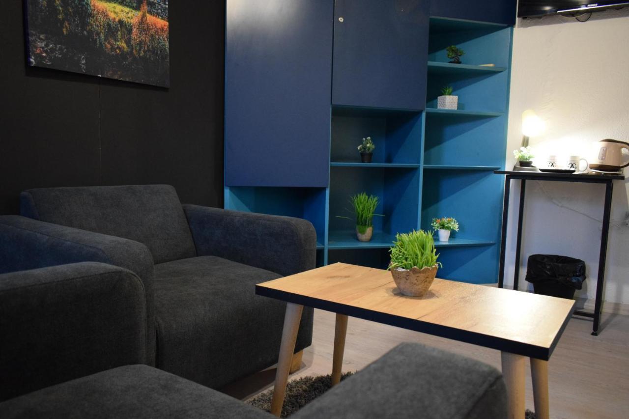 M - Square Private Rooms Skopje Ngoại thất bức ảnh